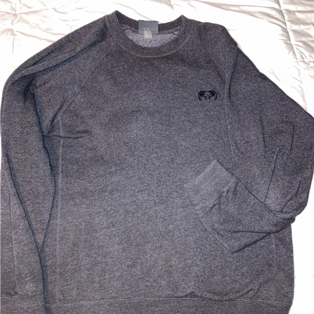 Kuiu Medium gray sweater